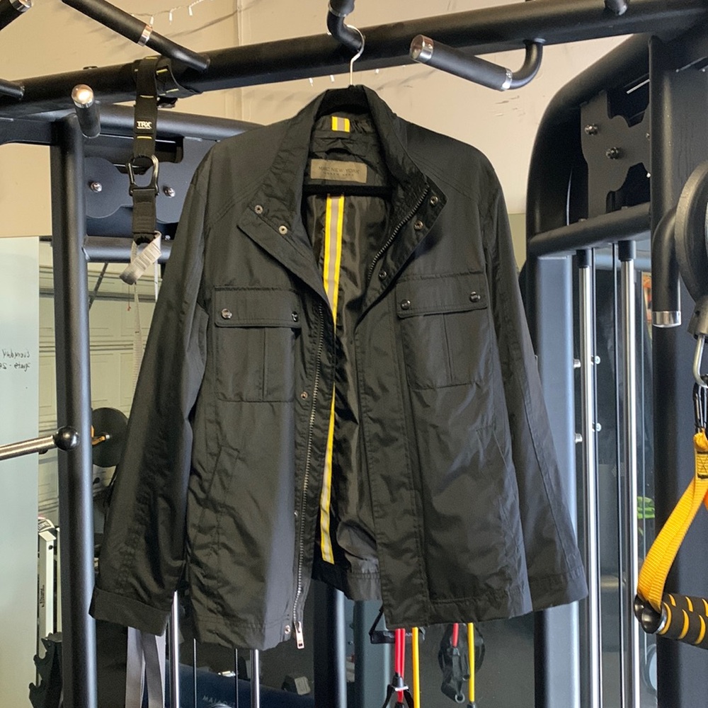 VvvvV slightly used ‘Mark New York’ outer wear rain coat